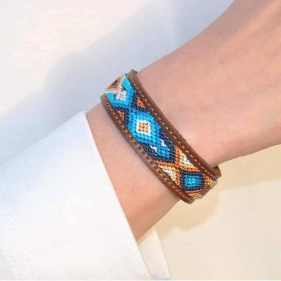 Kinaku Nayarit leather friendship bracelet